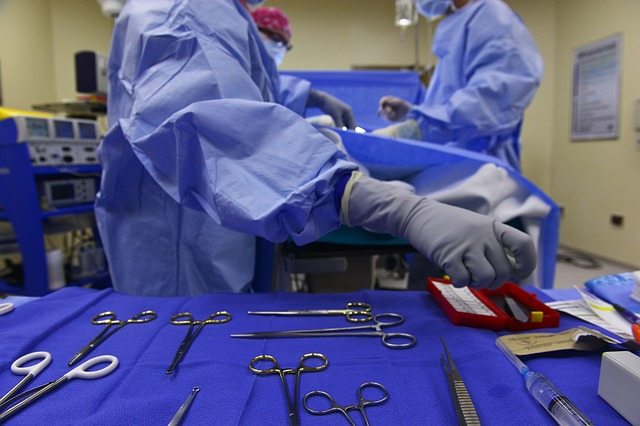 רשלנות רפואית בניתוח – ניתוח בגב